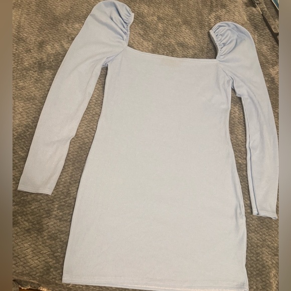 PrettyLittleThing‎ Light Blue Puff Sleeve Mini Dress - Picture 4 of 11